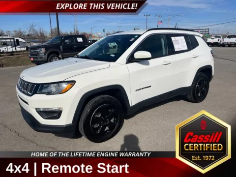 White 2018 Jeep Compass Latitude for sale in Cedar Rapids, IA