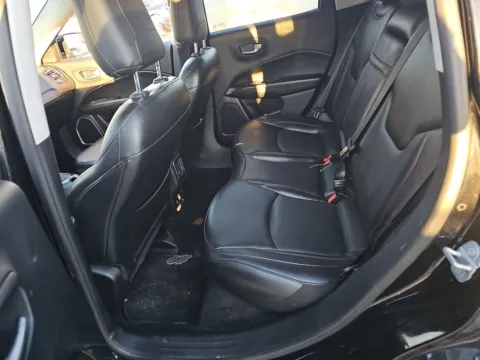 More photos of 2019 Jeep Compass Limited at Cassill Motors, IA