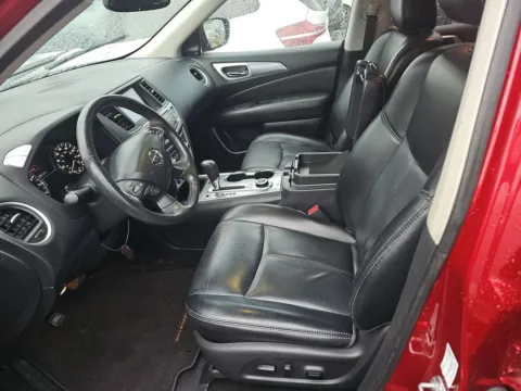 More photos of 2019 Nissan Pathfinder SL at Cassill Motors, IA