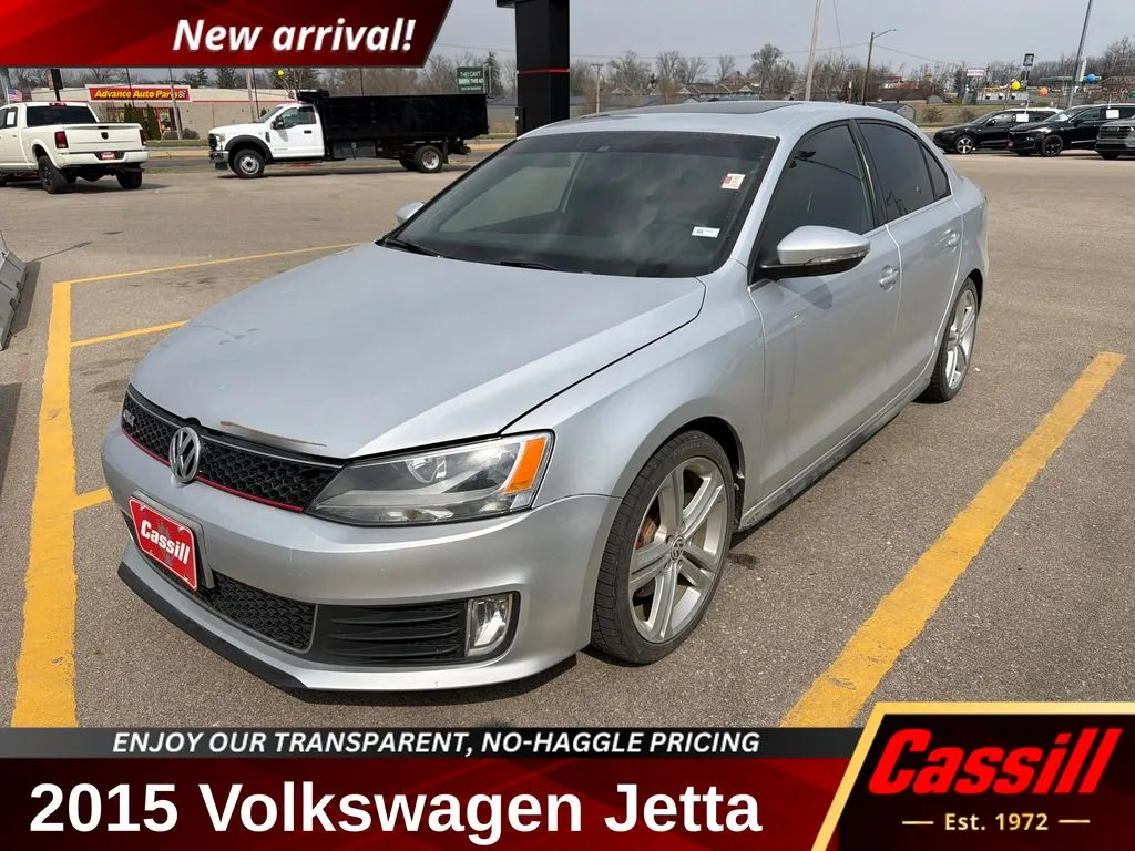 Silver 2015 Volkswagen Jetta 2.0T GLI SE for sale in Cedar Rapids, IA