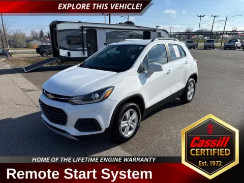 White 2020 Chevrolet Trax LT for sale in Cedar Rapids, IA