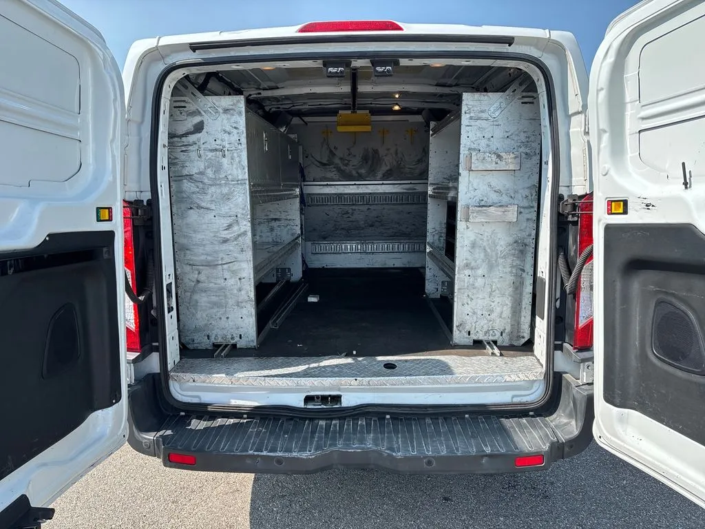 2016 Ford Transit Base - Photo 26