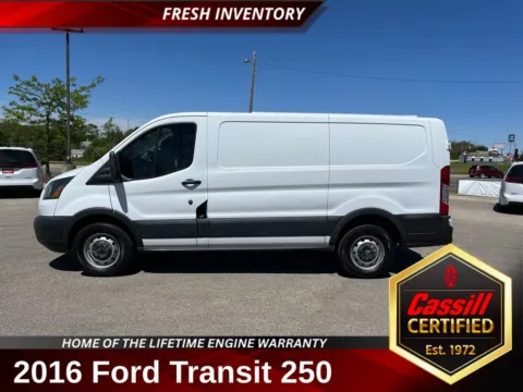White 2016 Ford Transit-250 for sale in Cedar Rapids, IA