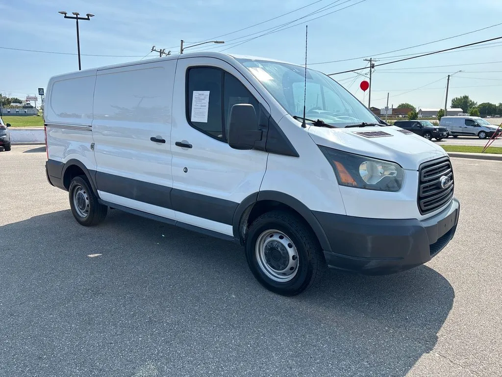 2016 Ford Transit Base - Photo 8