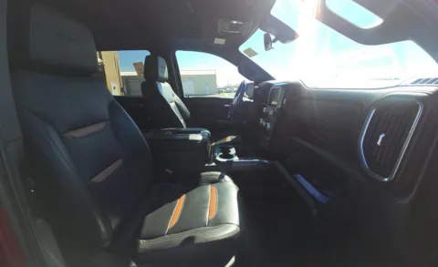 More photos of 2019 GMC Sierra 1500 AT4 at Cassill Motors, IA