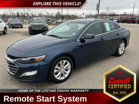 Blue 2020 Chevrolet Malibu LT for sale in Cedar Rapids, IA