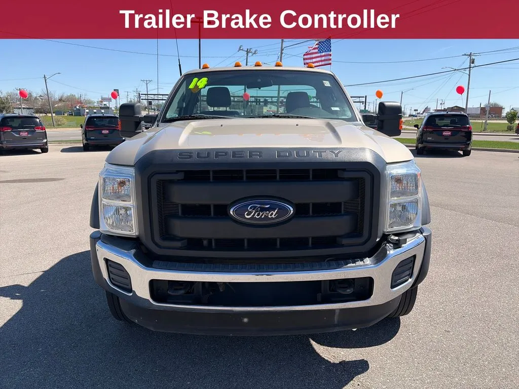 2014 Ford F-550 - Photo 9