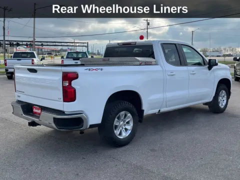 More photos of 2021 Chevrolet Silverado 1500 LT at Cassill Motors, IA