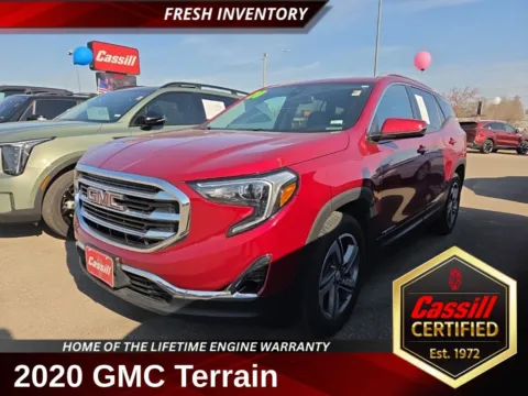 Red 2020 GMC Terrain SLT for sale in Cedar Rapids, IA