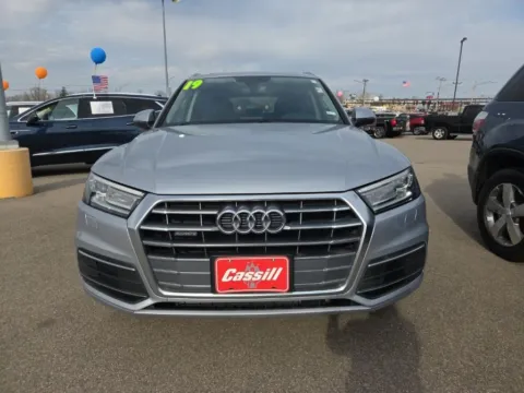 Photos of 2019 Audi Q5 2.0T Premium for sale in Cedar Rapids, IA at Cassill Motors