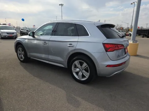 More photos of 2019 Audi Q5 2.0T Premium at Cassill Motors, IA