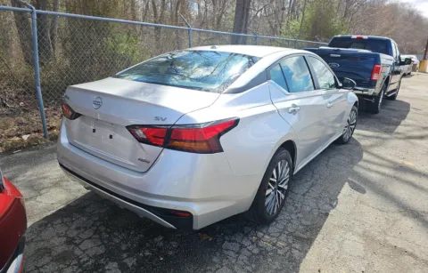 More photos of 2024 Nissan Altima 2.5 SV at Cassill Motors, IA