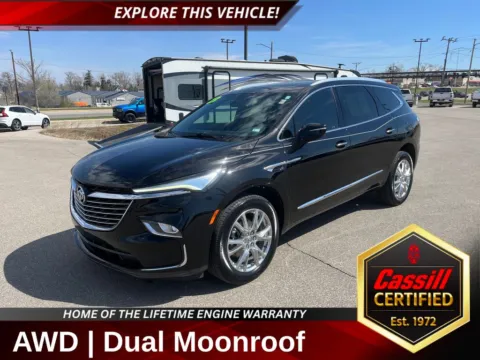 Black 2023 Buick Enclave Essence for sale in Cedar Rapids, IA