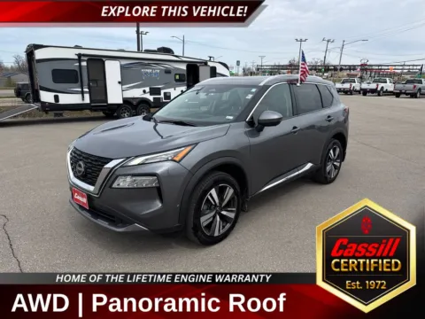 Gray 2023 Nissan Rogue SL for sale in Cedar Rapids, IA