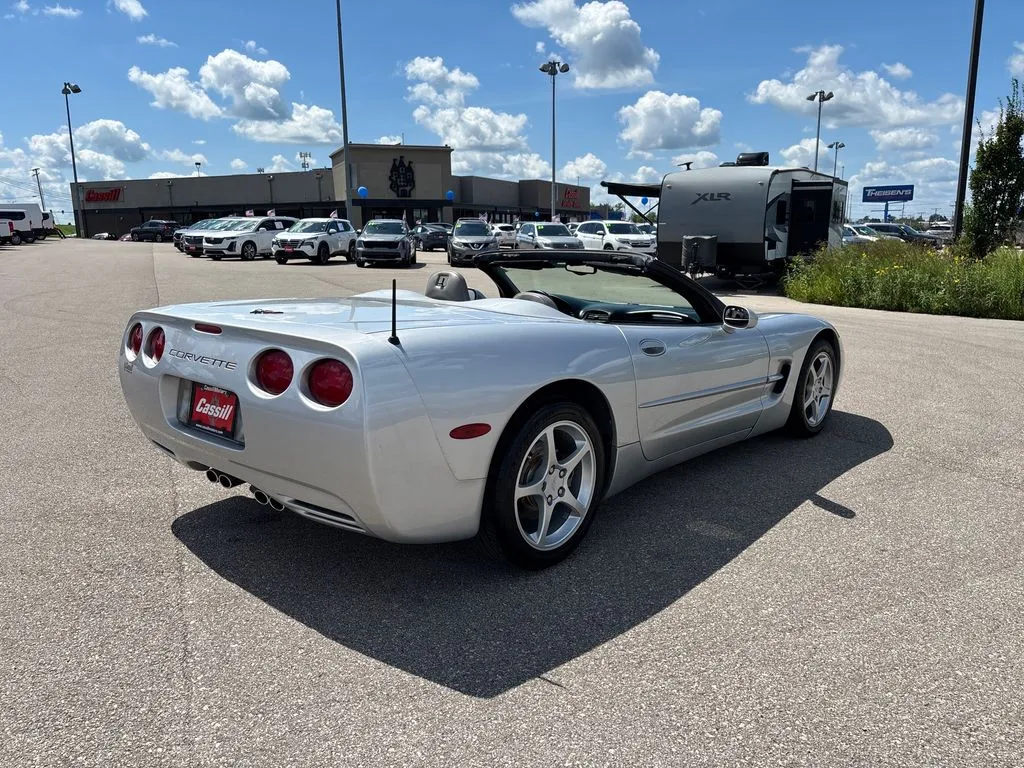2001 Chevrolet Corvette Base - Photo 32