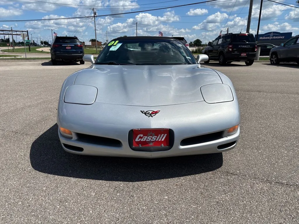 2001 Chevrolet Corvette Base - Photo 9