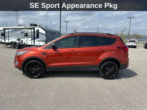 Photos of 2019 Ford Escape SE for sale in Cedar Rapids, IA at Cassill Motors