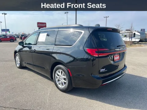 Another view of 2022 Chrysler Pacifica Touring L for sale in Cedar Rapids, IA at Cassill Motors