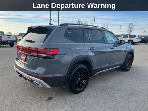 More photos of 2024 Volkswagen Atlas 2.0T Peak Edition SE w/Technology at Cassill Motors, IA