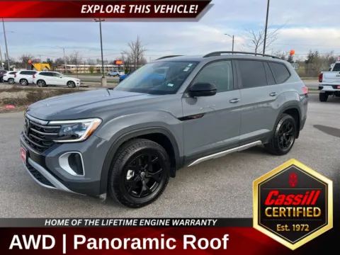 Gray 2024 Volkswagen Atlas 2.0T Peak Edition SE w/Technology for sale in Cedar Rapids, IA