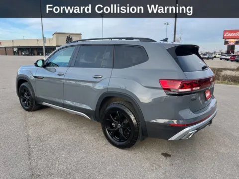 Another view of 2024 Volkswagen Atlas 2.0T Peak Edition SE w/Technology for sale in Cedar Rapids, IA at Cassill Motors