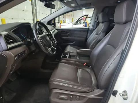 More photos of 2019 Honda Odyssey EX-L at Cassill Motors, IA