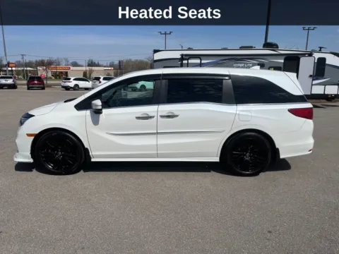 Photos of 2019 Honda Odyssey EX-L for sale in Cedar Rapids, IA at Cassill Motors