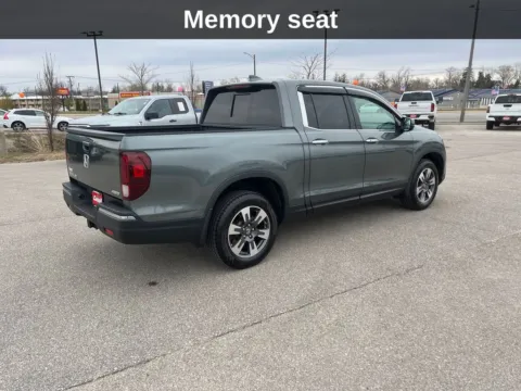 More photos of 2018 Honda Ridgeline RTL-E at Cassill Motors, IA
