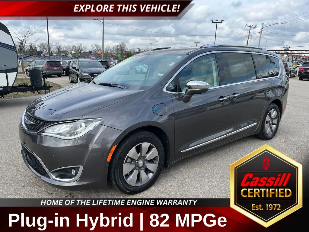 Gray 2020 Chrysler Pacifica Hybrid Limited for sale in Cedar Rapids, IA