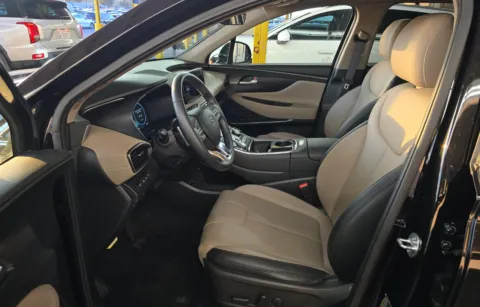 More photos of 2023 Hyundai Santa Fe Hybrid SEL Premium at Cassill Motors, IA