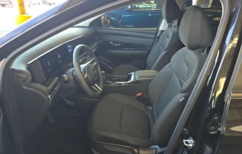 More photos of 2025 Hyundai Tucson SE at Cassill Motors, IA