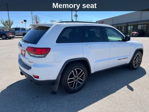 More photos of 2020 Jeep Grand Cherokee Trailhawk at Cassill Motors, IA