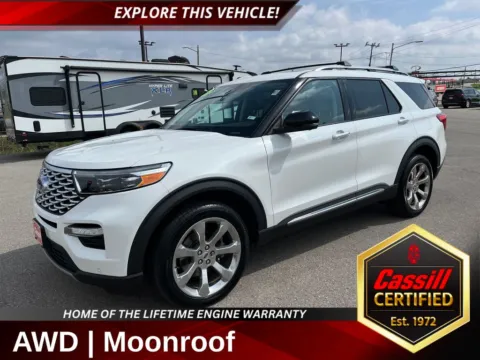 White 2020 Ford Explorer Platinum for sale in Cedar Rapids, IA