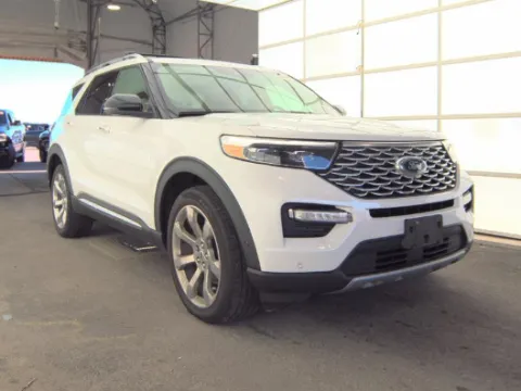 Photos of 2020 Ford Explorer Platinum for sale in Cedar Rapids, IA at Cassill Motors