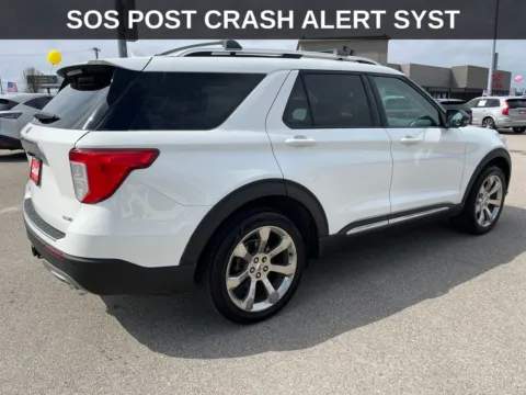 More photos of 2020 Ford Explorer Platinum at Cassill Motors, IA