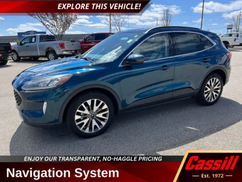 Green 2020 Ford Escape Titanium for sale in Cedar Rapids, IA