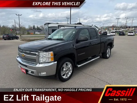 Black 2012 Chevrolet Silverado 1500 LT for sale in Cedar Rapids, IA
