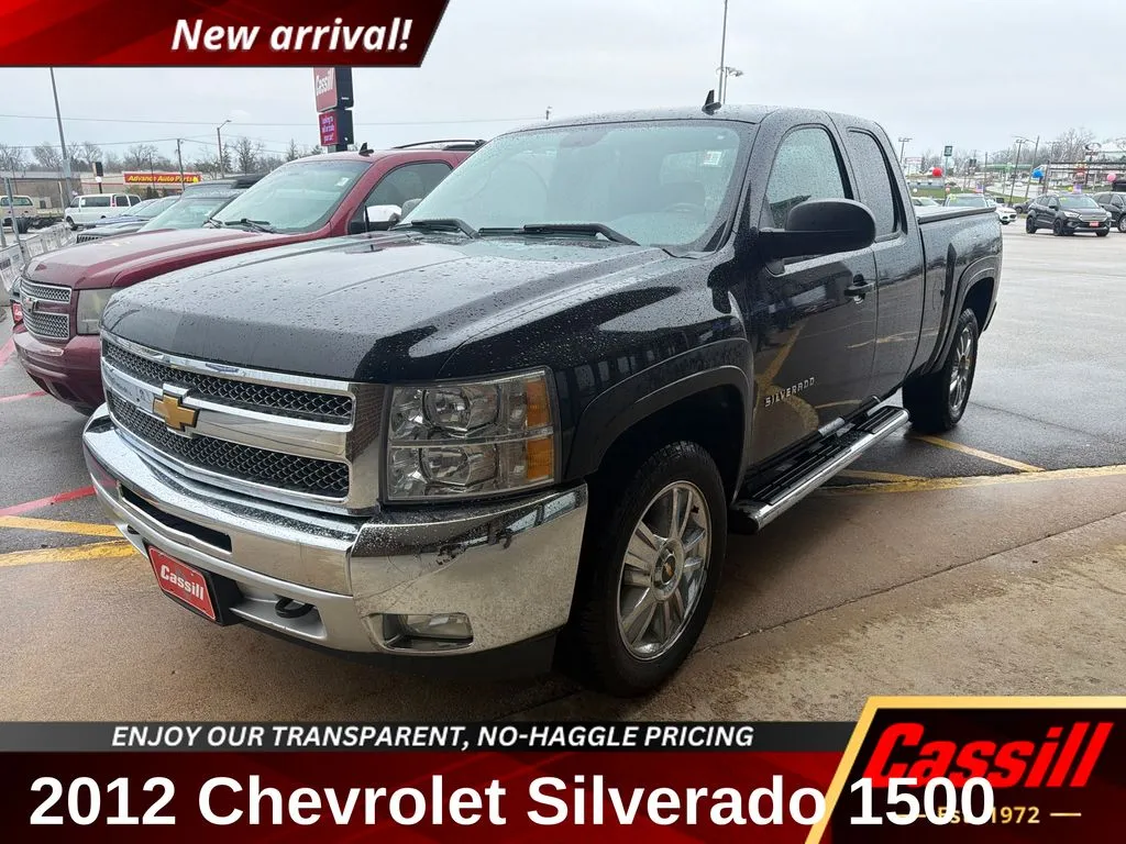 Black 2012 Chevrolet Silverado 1500 LT for sale in Cedar Rapids, IA