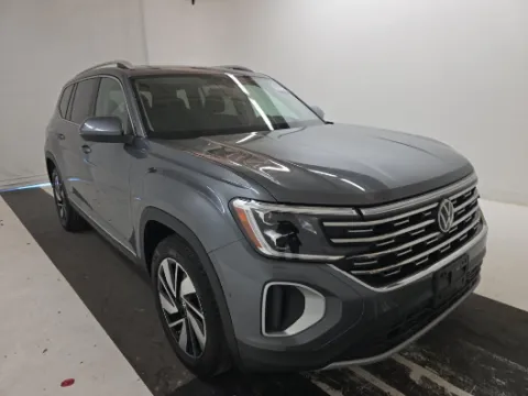 Another view of 2024 Volkswagen Atlas 2.0T SEL for sale in Cedar Rapids, IA at Cassill Motors