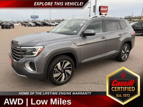 Gray 2024 Volkswagen Atlas 2.0T SEL for sale in Cedar Rapids, IA