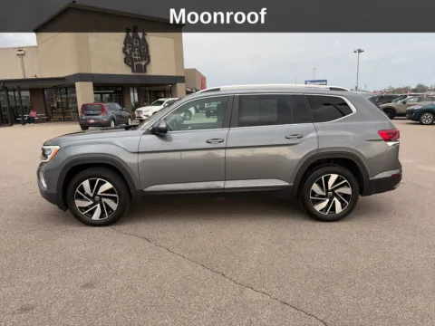 Photos of 2024 Volkswagen Atlas 2.0T SEL for sale in Cedar Rapids, IA at Cassill Motors