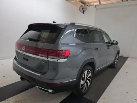 More photos of 2024 Volkswagen Atlas 2.0T SEL at Cassill Motors, IA