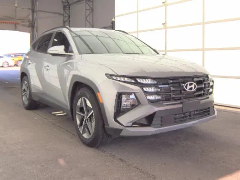 Photos of 2025 Hyundai Tucson SEL Convenience for sale in Cedar Rapids, IA at Cassill Motors