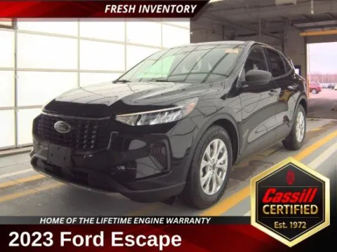 Black 2023 Ford Escape Active for sale in Cedar Rapids, IA