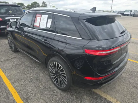 More photos of 2020 Lincoln Corsair Reserve at Cassill Motors, IA