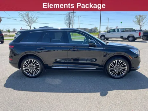 More photos of 2020 Lincoln Corsair Reserve at Cassill Motors, IA