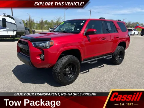 Red 2018 Toyota 4Runner TRD Off-Road for sale in Cedar Rapids, IA