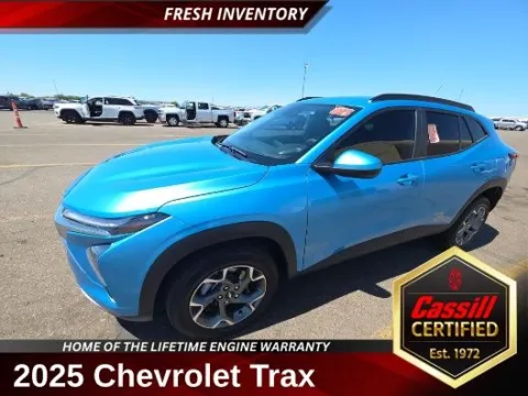Blue 2025 Chevrolet Trax LT for sale in Cedar Rapids, IA