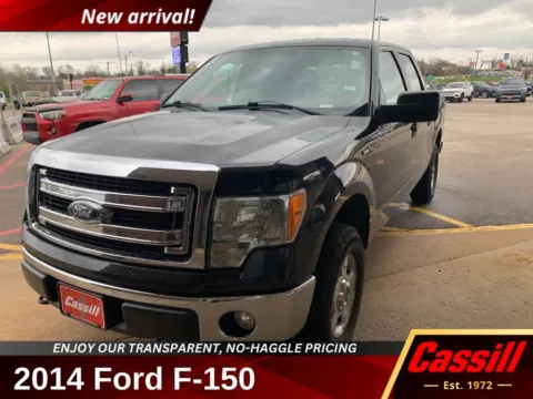 Black 2014 Ford F-150 XLT for sale in Cedar Rapids, IA