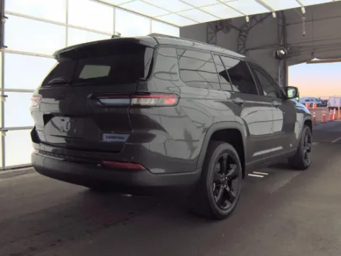 More photos of 2023 Jeep Grand Cherokee L Limited at Cassill Motors, IA